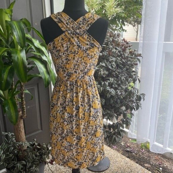 Kaileigh Dress​ - Picture 6 of 12